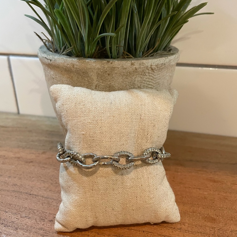 Stella and dot silver bracelet